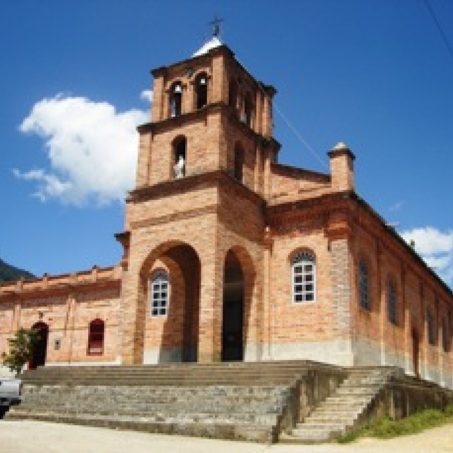 PARROQUIA NUESTRA SEÑORA DE MONSERRATE