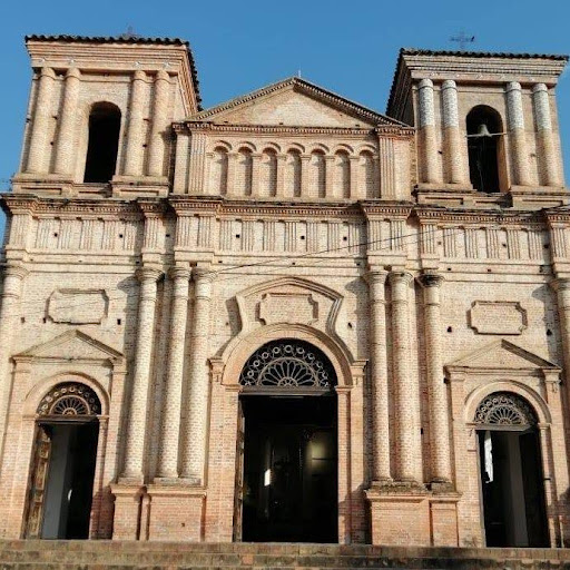 PARROQUIA NUESTRA SEÑORA DEL ROSARIO DE CHIQUINQUIRÁ